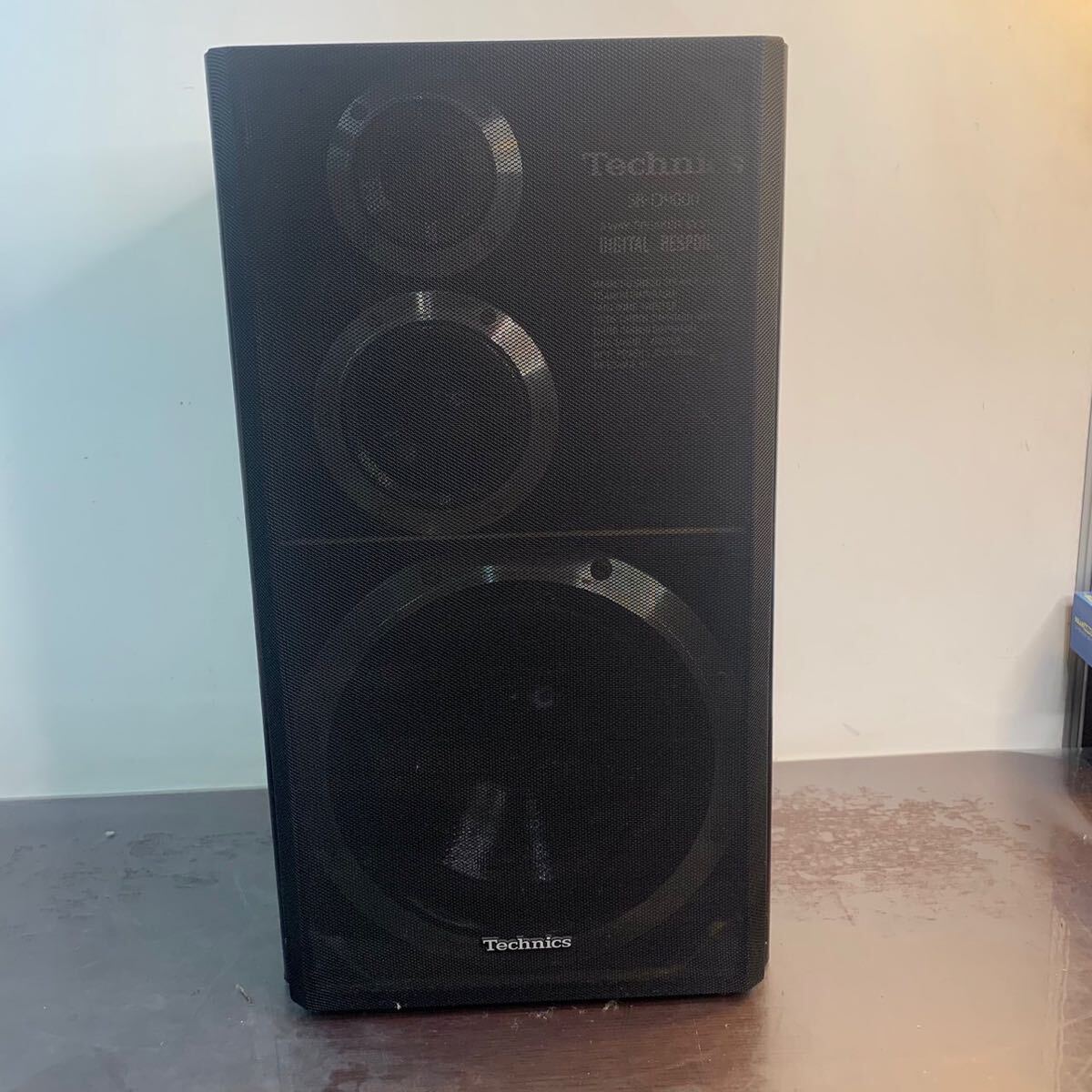 (5-11) Technics テクニクス SB-D9000 スピーカー ※片方（1個）のみ 3WAY SPEAKER SYSTEM DIGITAL RESPONSEの画像1