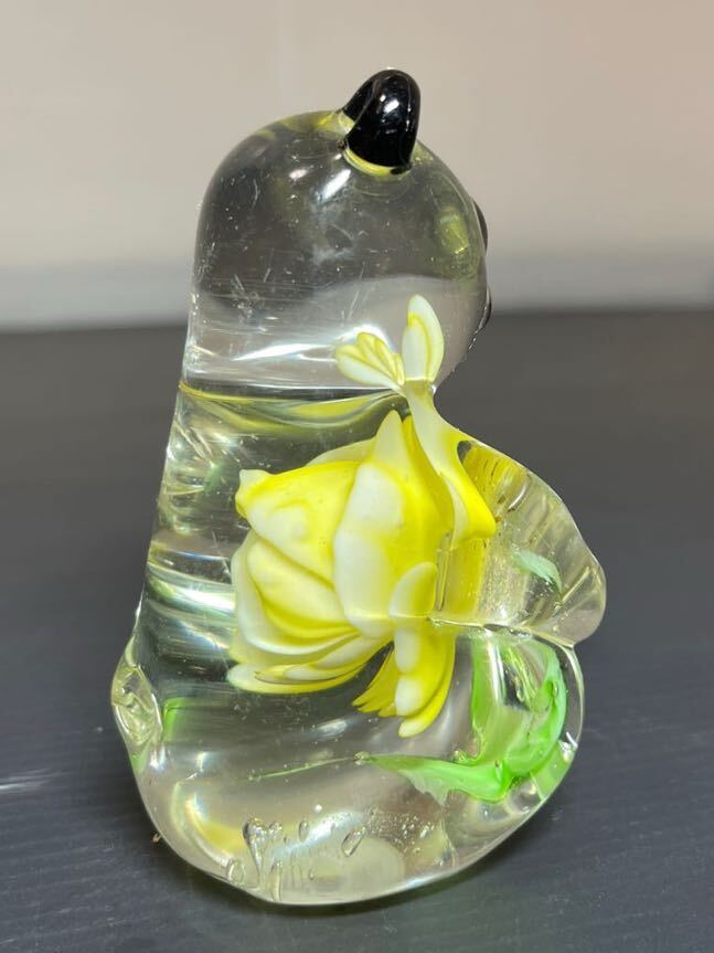  glass paperweight glass weight weight Panda flower glass skill Showa Retro 