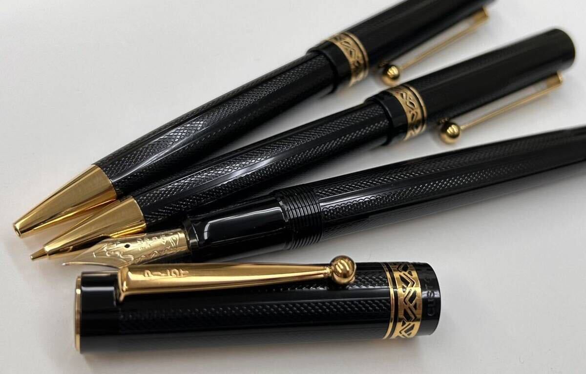 ★未使用品★PILOT パイロット　万年筆 ペン先14K（585）・ボールペン・シャープペンシル　筆記用具3点セット　DAVID HICKS ペンケース付_画像4