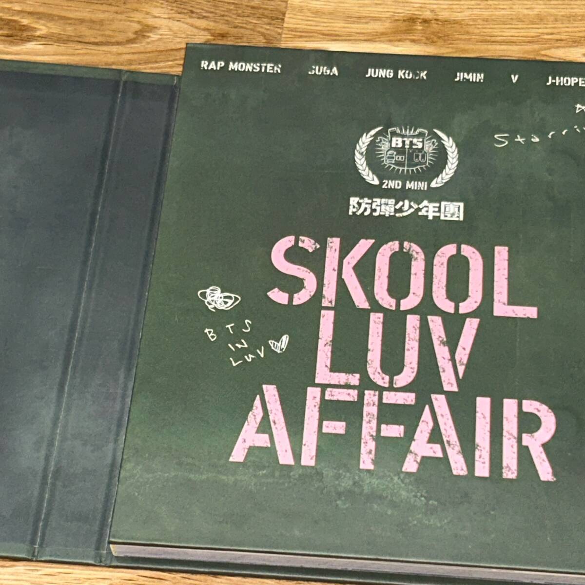 BTS◎韓国2ndミニアルバム「Skool Luv Affair」◎直筆サイン_画像3