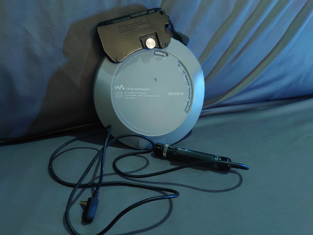 【SONY】D-NE730 CD WALKMAN PORTABLE CD PLAYER RM-MC53EL ソニー CD ウォークマン ポータブル CDプレーヤー リモコン_画像7