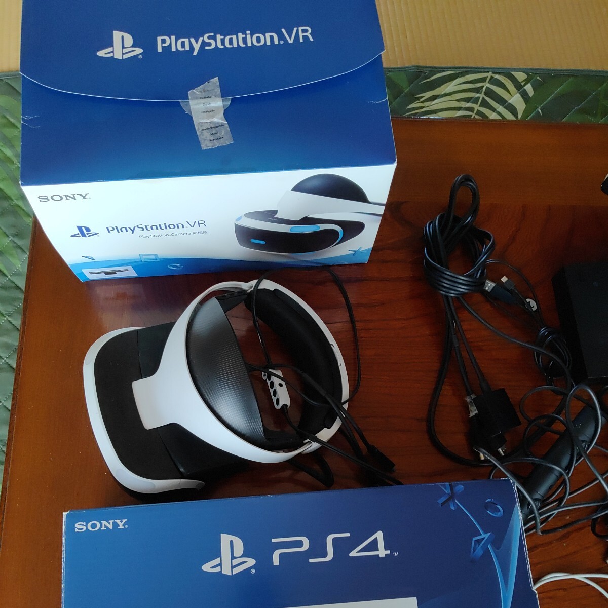 1円　動作確認済み　SONY ソニー PlayStation4 本体　VR ゲーム機 迷彩コントローラ付　_画像4