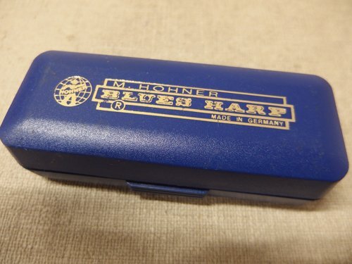 0540248s【M.HOHNER BLUES HARP】ホーナー/ブルースハープ/ハーモニカ/ケース入り/10×2.7×1.7cm程/中古品_画像10