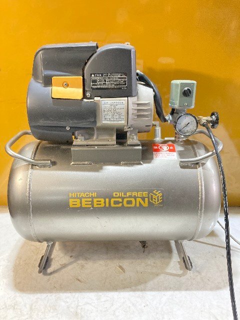[1 jpy start!]HITACHI Hitachi air compressor 0.4LE-8S oil free be Vicon 100V capacity 30L operation excellent * Sagawa payment on delivery shipping 