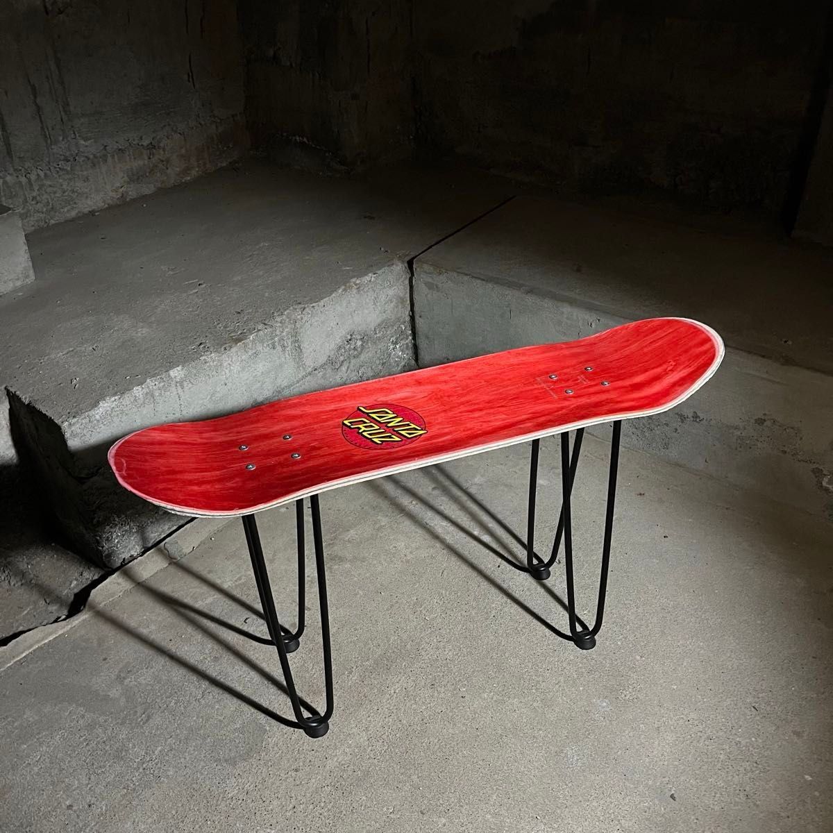 ●スケートボード　スケボー　サイドテーブル　椅子　イス　チェア　ベンチ　スツール　ミニテーブル　ローテーブル　テーブル　113