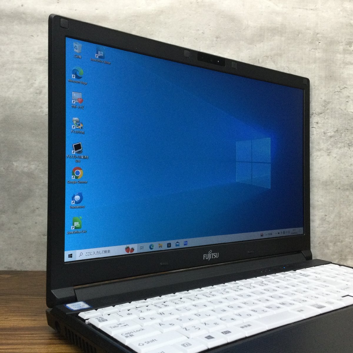 1円～ ●富士通 LIFEBOOK A746/P / Core i7 6600U (2.60GHz) / メモリ 8GB / SSD 256GB / DVD / 15.6型 フルHD (1920×1080) / Win10 Proの画像2