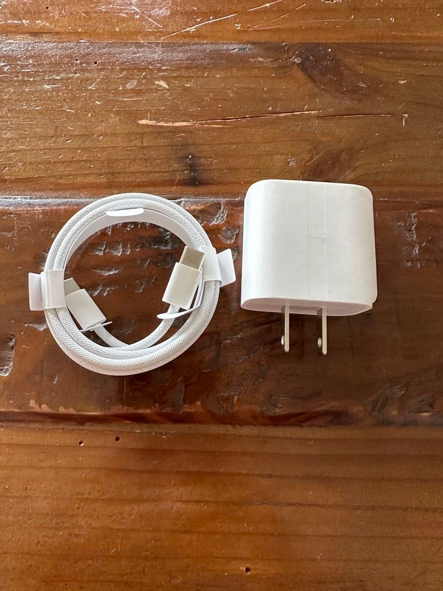 Apple 純正 USB-C充電ケーブル（1m）20W USB-C電源アダプタ セット