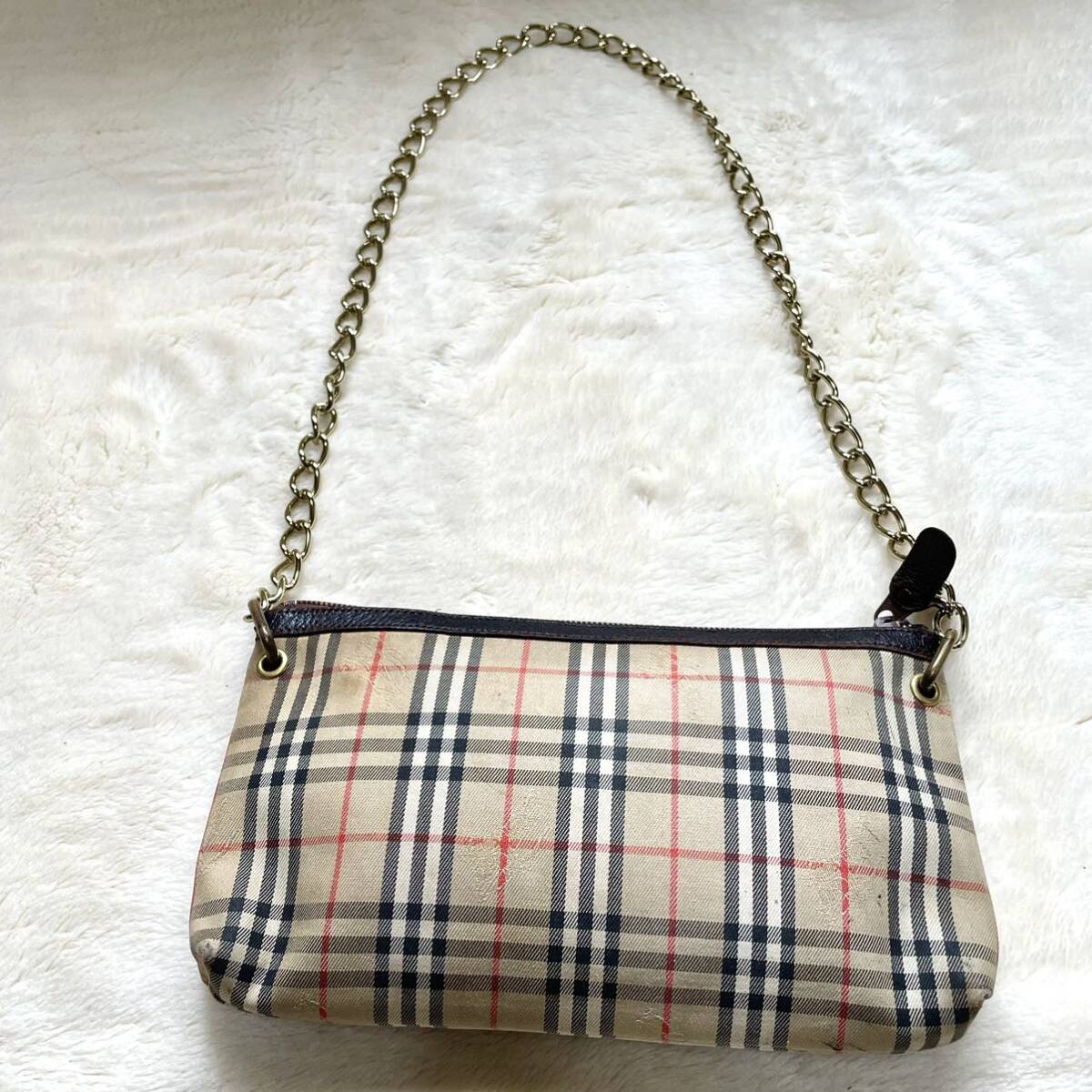 希少 BURBERRY ノバチェック チェーン ショルダーバッグ レザー 希少 BURBERRY ノバチェック チェーン ショルダーバッグ レザー
