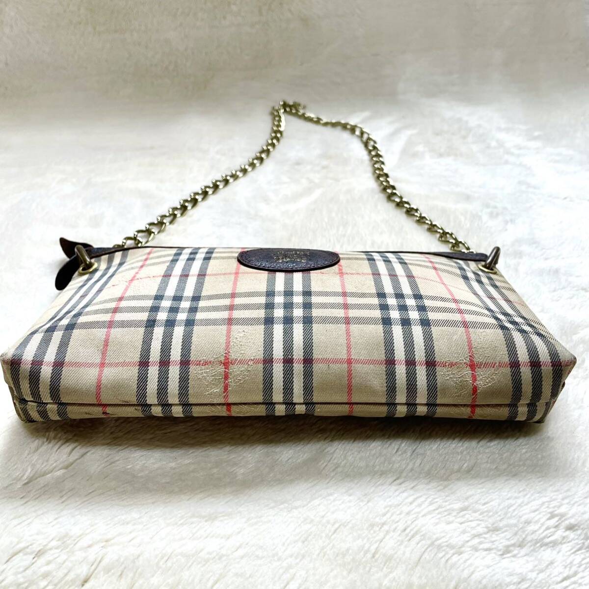 希少 BURBERRY ノバチェック チェーン ショルダーバッグ レザー 希少 BURBERRY ノバチェック チェーン ショルダーバッグ レザー