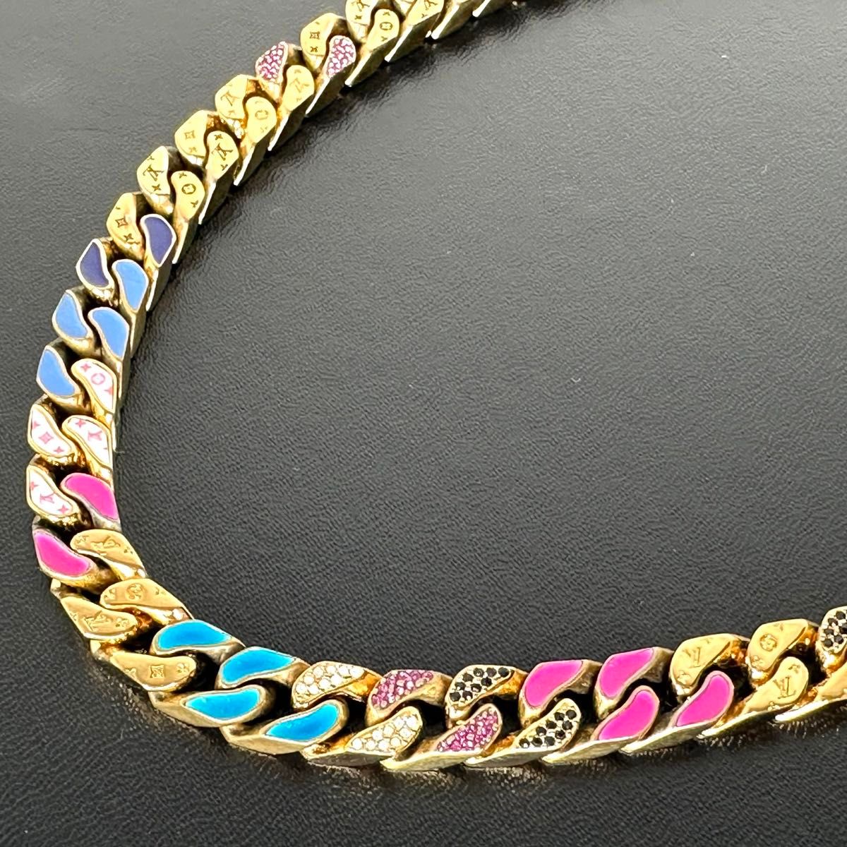 美品・箱付き】ルイヴィトン 喜平 ネックレス マルチカラー 美品・箱付き】ルイヴィトン 喜平 ネックレス マルチカラー