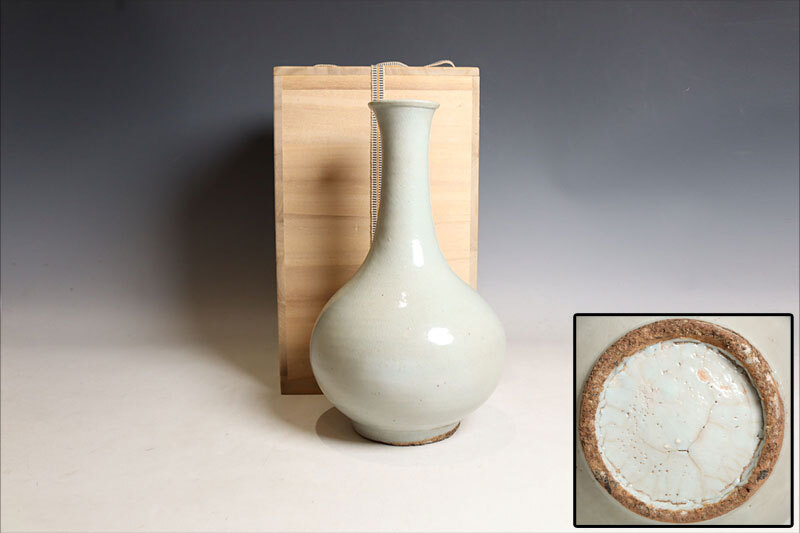朝鮮古陶磁器 李朝 白磁 花瓶 高さ28cm 木箱附 李朝時代（C641）_画像1