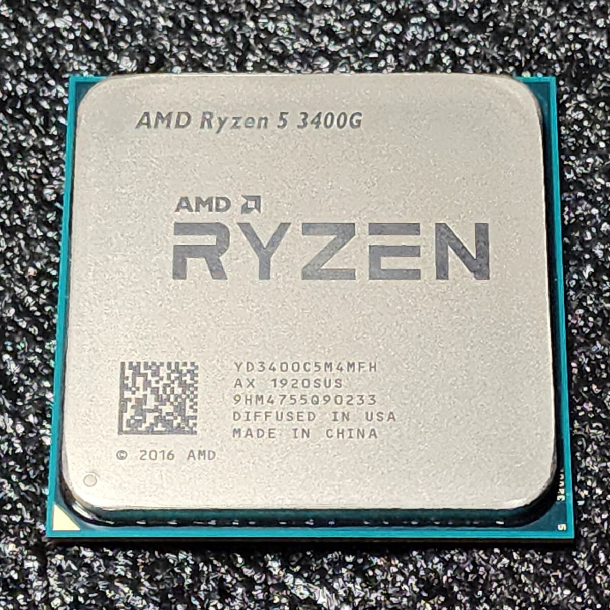 CPU AMD RYZEN5 3400G with Radeon RX Vega11 Graphics 3.7GHz 4コア8スレッド Socket AM4 PCパーツ 動作確認済みの画像1