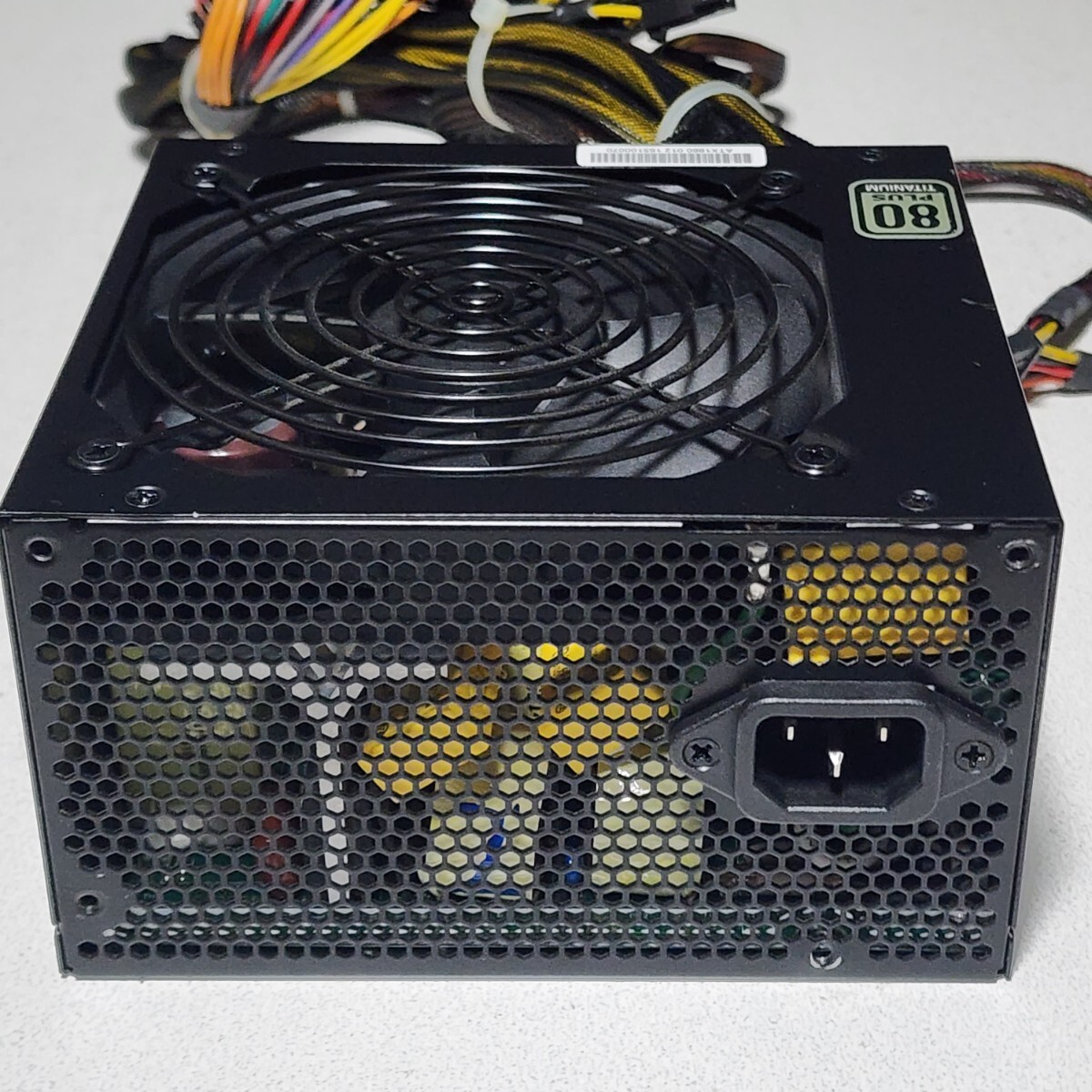 Enhance ATX-1860GA1 600W 80PLUS TITANIUM認証 ATX電源ユニット Enhance ATX-1860GA1 600W 80PLUS TITANIUM認証 ATX電源ユニット