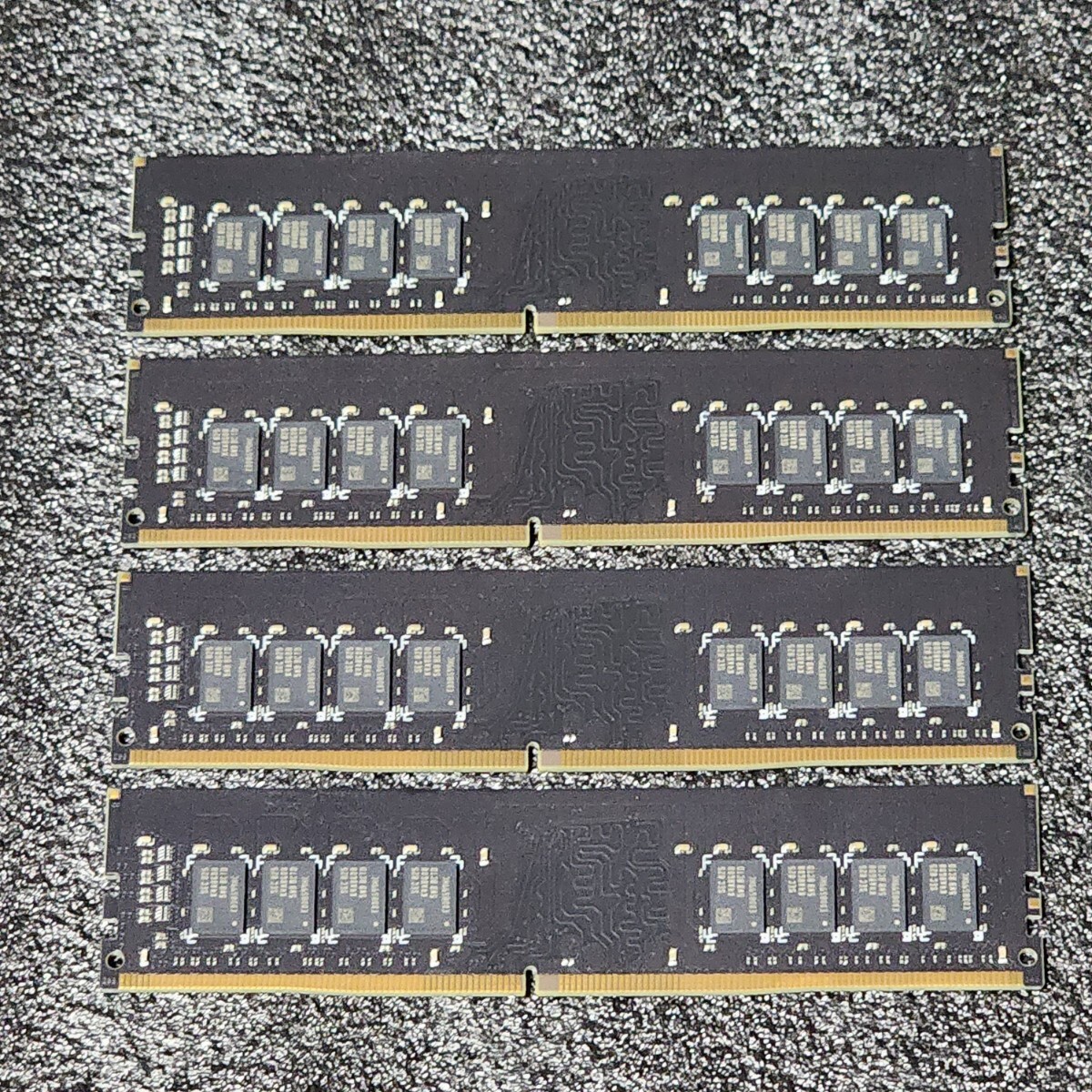 CENTURY MICRO DDR4-2400MHz 64GB (16GB×4枚キット) 動作確認済み デスクトップ用 PCメモリ 