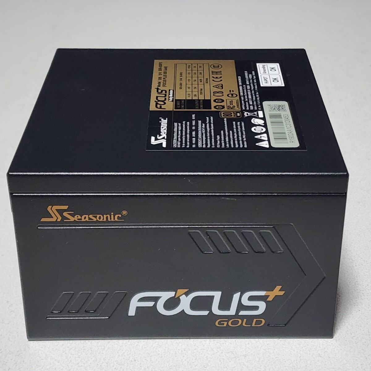 Seasonic FOCUS PLUS 850 Gold(SSR-850FX) 850W 80PLUS GOLD認証 ATX電源ユニット フルプラグイン 動作確認済み PCパーツ_画像1