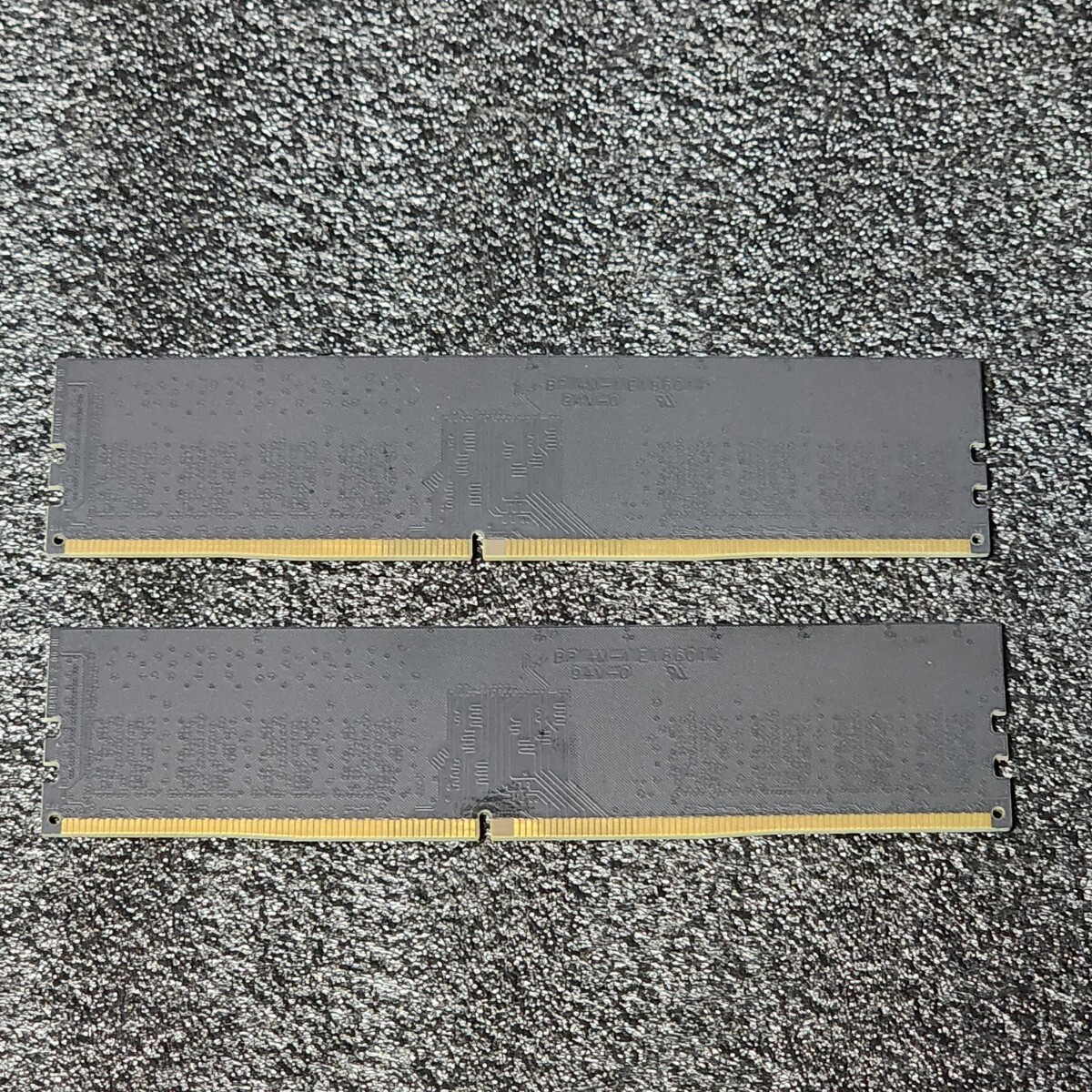 TEAMGROUP DDR4-3200MHz 16GB (8GB×2枚キット) TED48G3200C22BK 動作確認済み デスクトップ用 PCメモリ 