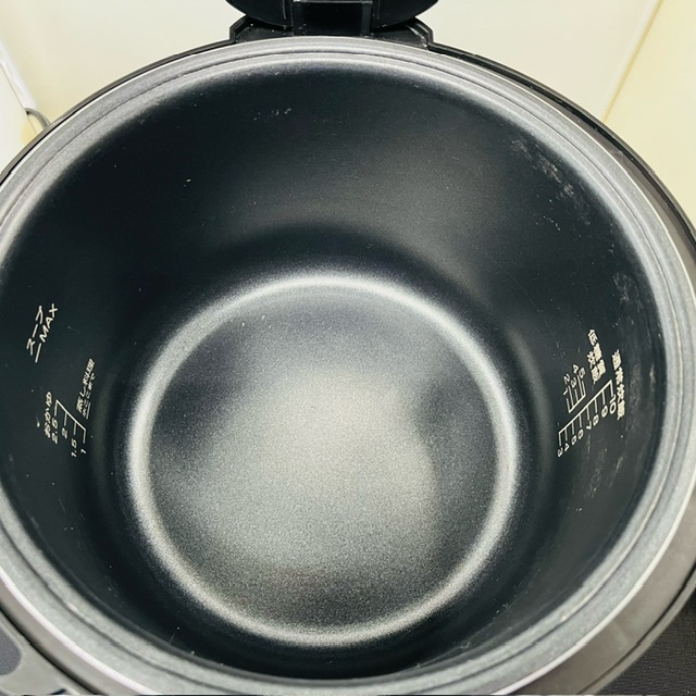 【動作確認済】【中古】本体のみ 石崎電機 SURE 低糖質炊飯器 5合炊き SRC-500PB ブラック 2019年製_画像7