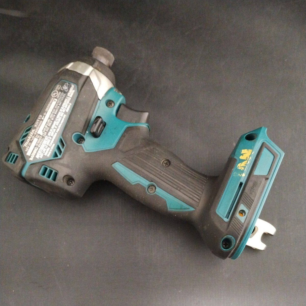 makita 充電式インパクトドライバー XDT13_画像3