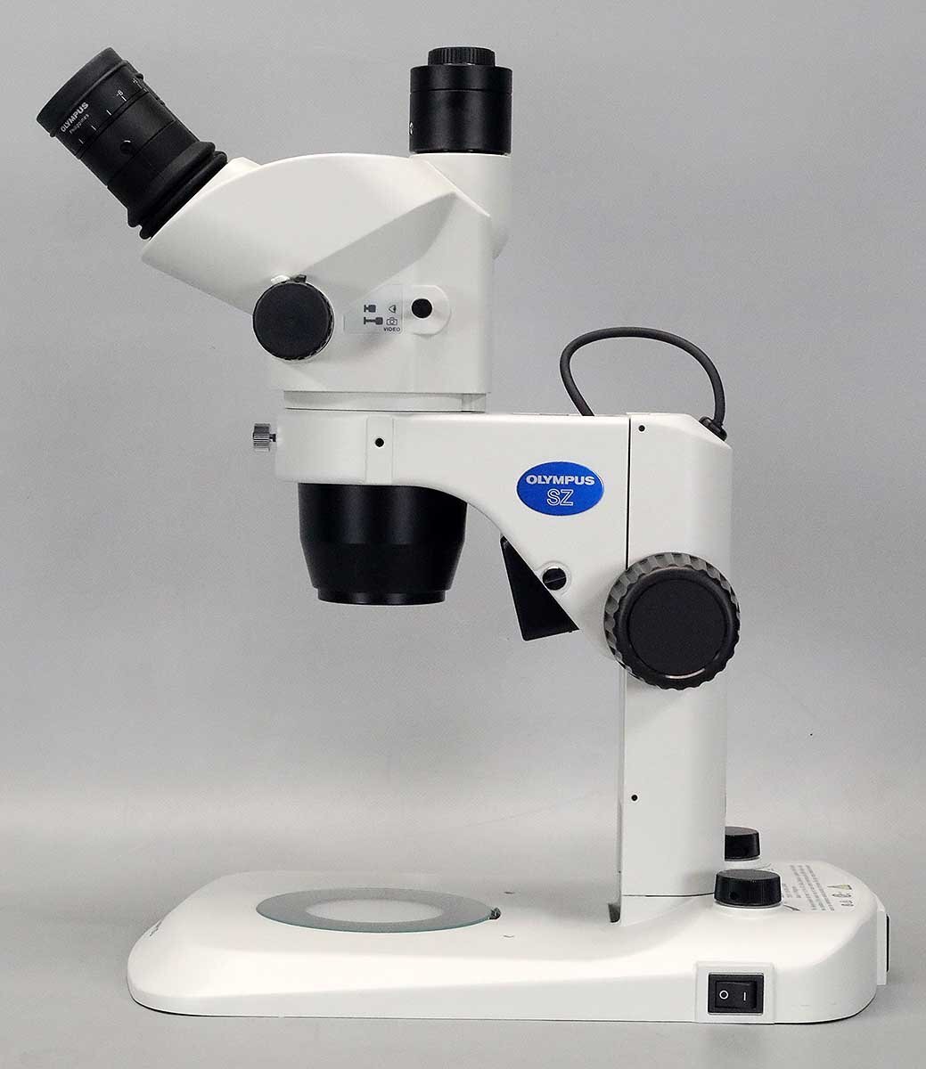OLYMPUS コンパクト実体顕微鏡 SZ61TR LED照明架台SZ2-ILST 付き【中古】□_画像2