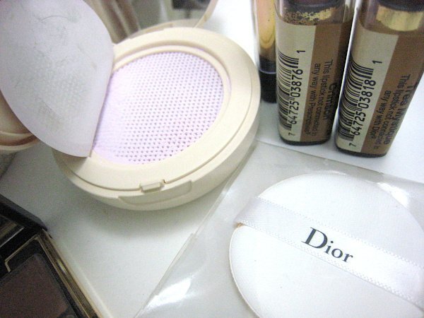 * cosmetics 39 point * Chanel *Dior*sk* sun rolan *MAC other various *