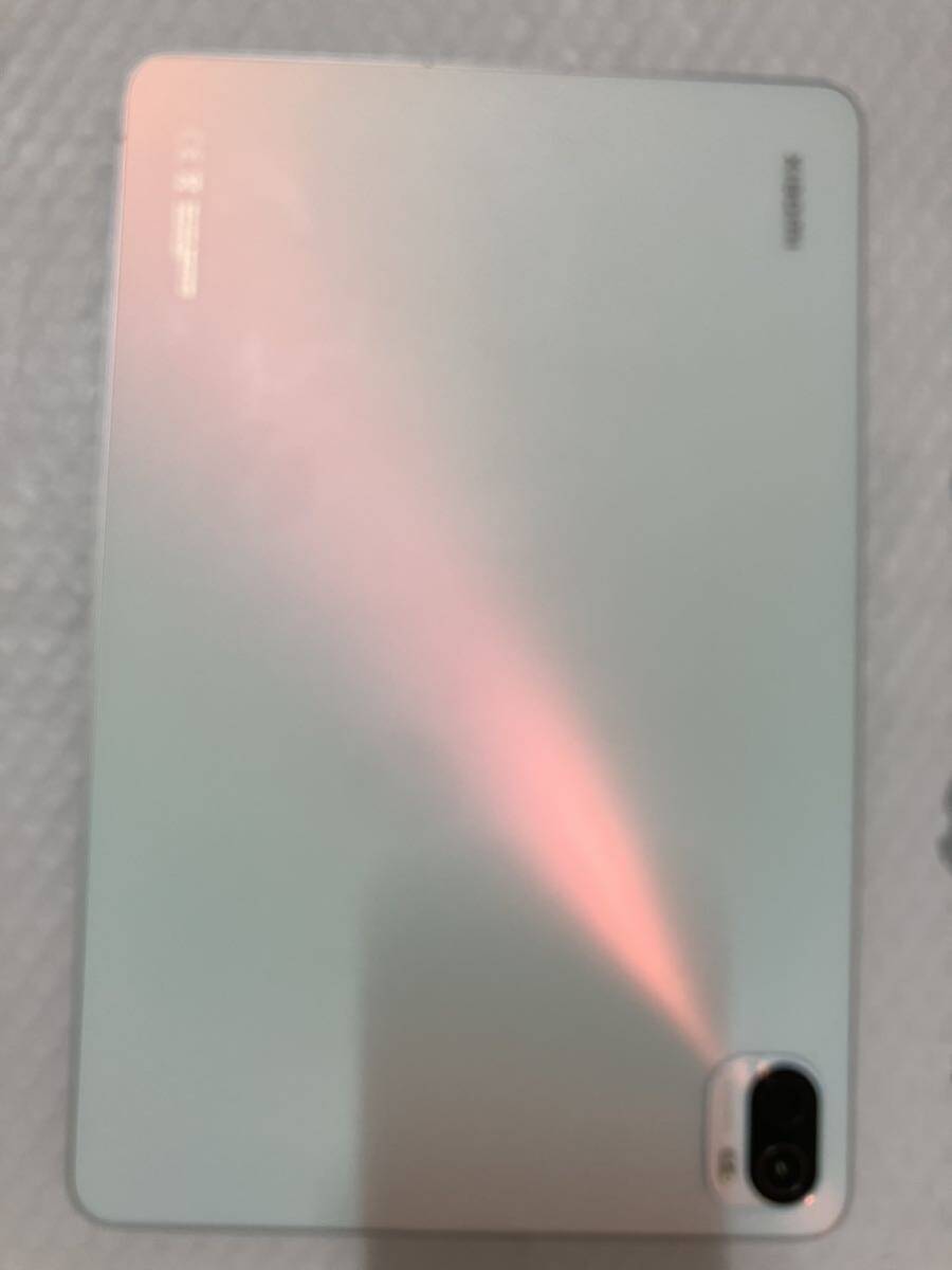 Xiaomi Pad 5 11インチ フルセット 純正スタイラスペン、キーボードカバー付きメモリー6GB ストレージ256GB パールホワイト Wi-Fiモデル の画像3