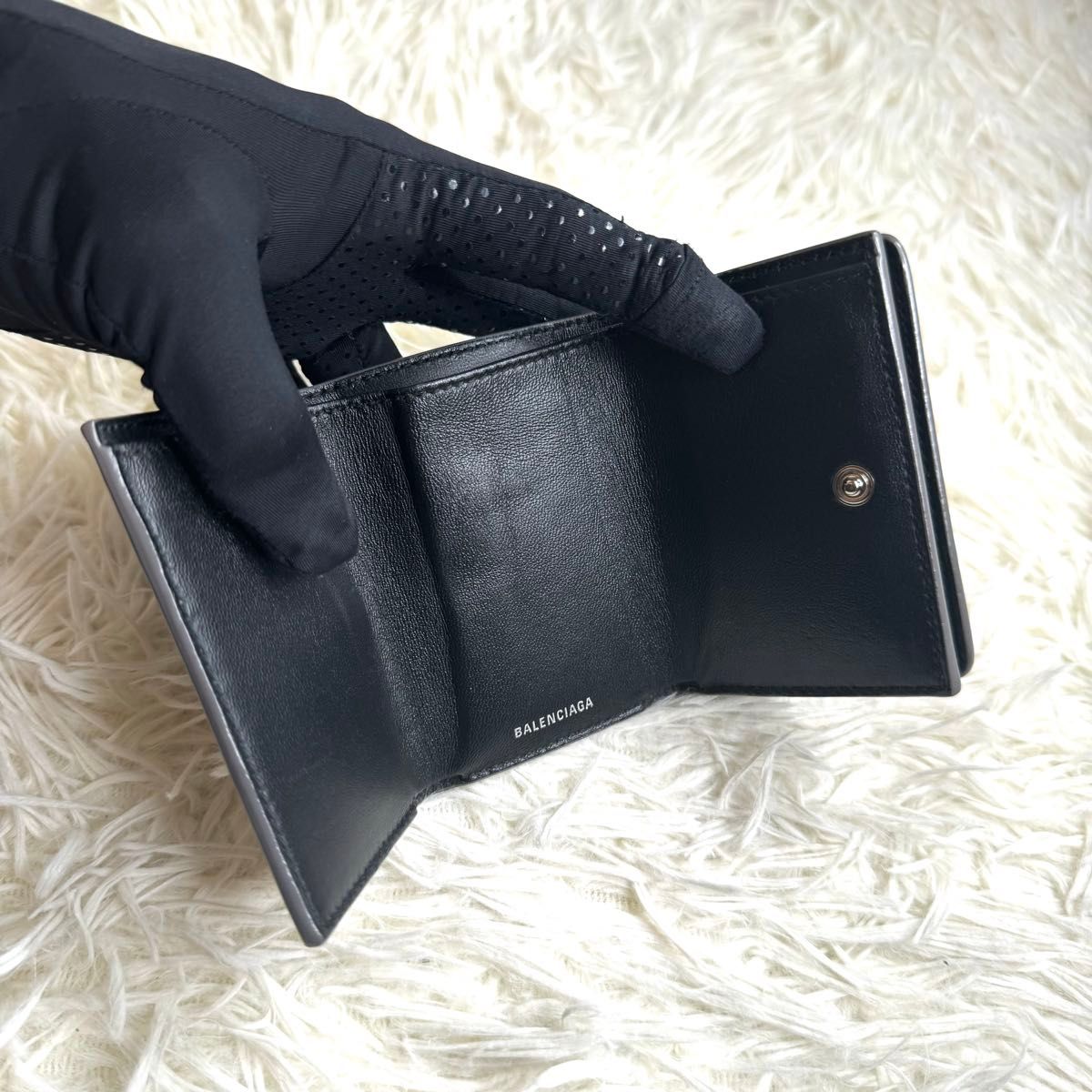 人気品 / BALENCIAGA バレンシアガ グリッターキャッシュミニ 人気品 / BALENCIAGA バレンシアガ グリッターキャッシュミニ