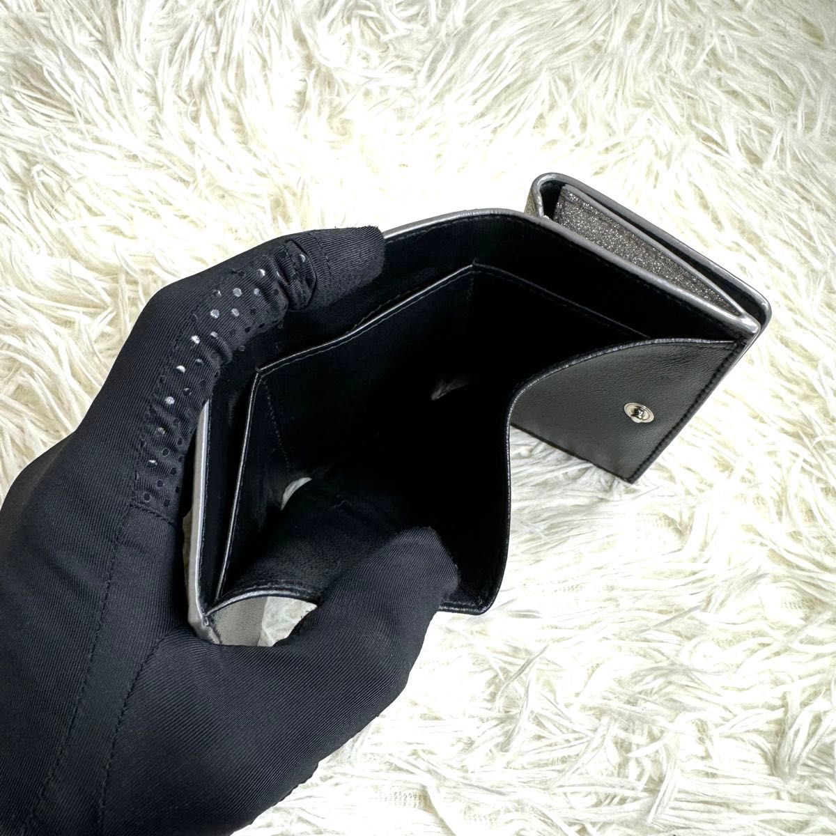 人気品 / BALENCIAGA バレンシアガ グリッターキャッシュミニ 人気品 / BALENCIAGA バレンシアガ グリッターキャッシュミニ
