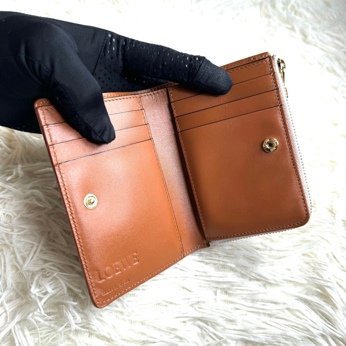 新品同等品 / LOEWE ロエベ パズルスリムバイフォールド 新品同等品 / LOEWE ロエベ パズルスリムバイフォールド