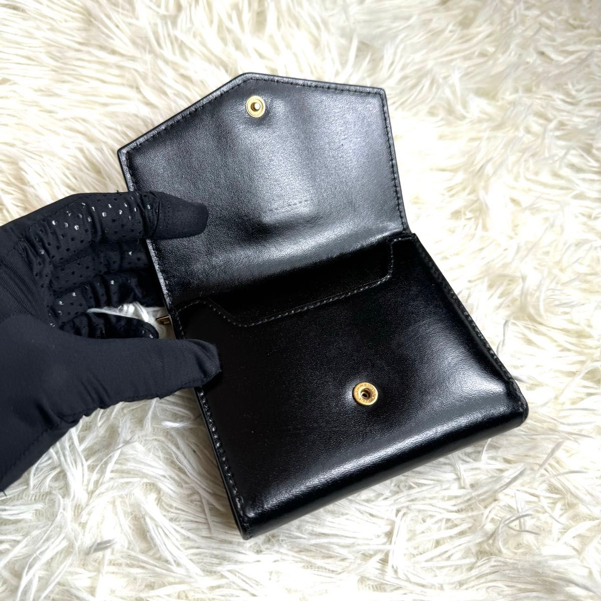 美品 希少 / YSL サンローラン アップタウンコンパクト 美品 希少 / YSL サンローラン アップタウンコンパクト