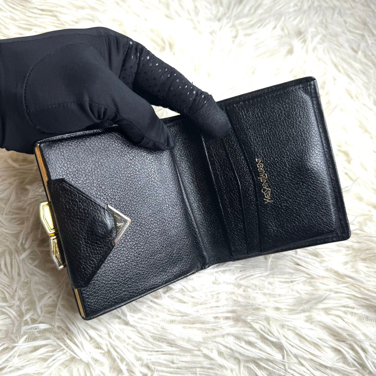 YSL イヴサンローラン がま口コンパクトウォレット 二つ折り財布 がま口財布 レザー ブラック ゴールド ヴィンテージ