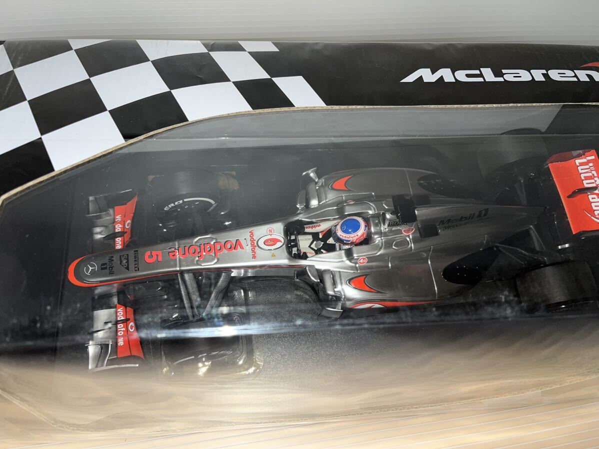 【美品】minichamps 1\18 ボーダフォン マクラーレン メルセデス MP4-28 J.バトン 2013 Mercedesの画像3