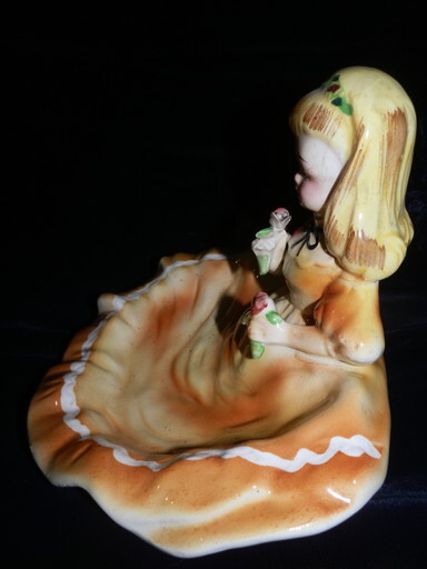  Showa Retro yellow. dress doll 1960~70 period antique ceramics 