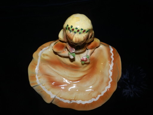  Showa Retro yellow. dress doll 1960~70 period antique ceramics 