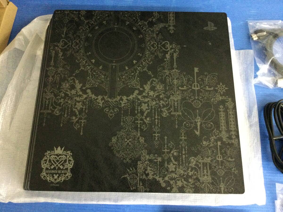 [#25]PS4 PRO 1TB Kingdom Hearts Ⅲ Limited Edition CUHJ-10025( used )