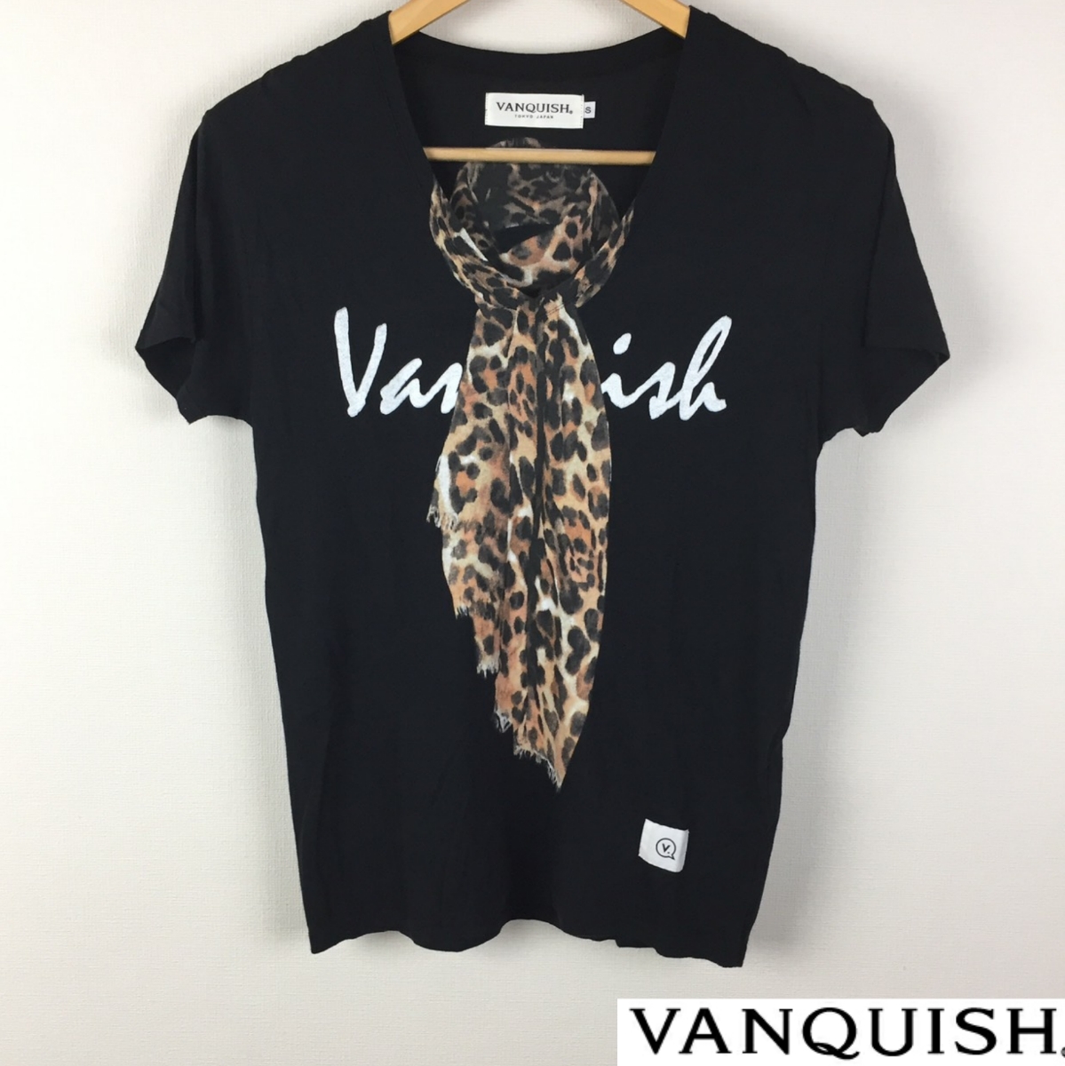 VANQUISH ヴァンキッシュ 半袖Tシャツ ブラック サイズS 返品可能 送料無料_画像1