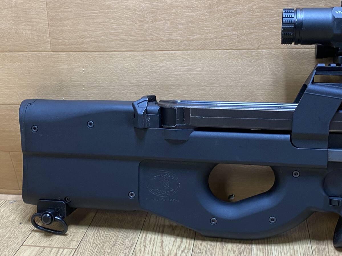 程度良　WE CyberGun FN HERSTAL P90 GBBR BLACK　カスタム　ガスブローバック　RAZOR AMG スコープ付_画像8