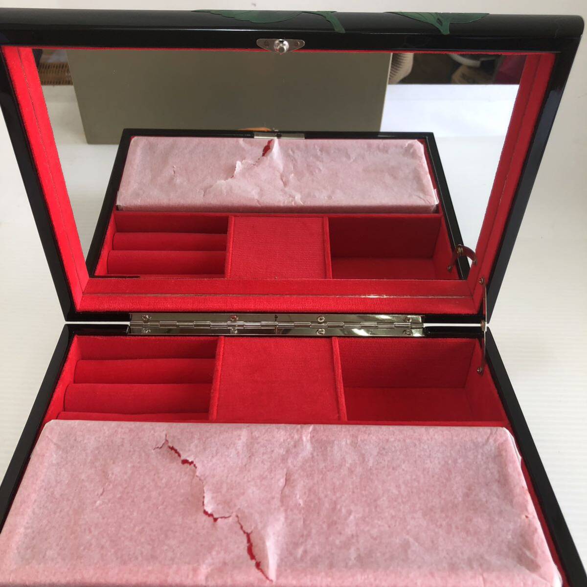 琉球漆器 宝石箱 ジュエリーボックス アクセサリーケース 小物入れ 鏡 オルゴール 琉球 ハイビスカス レトロ 雑貨 コレクション 未使用箱付の画像3
