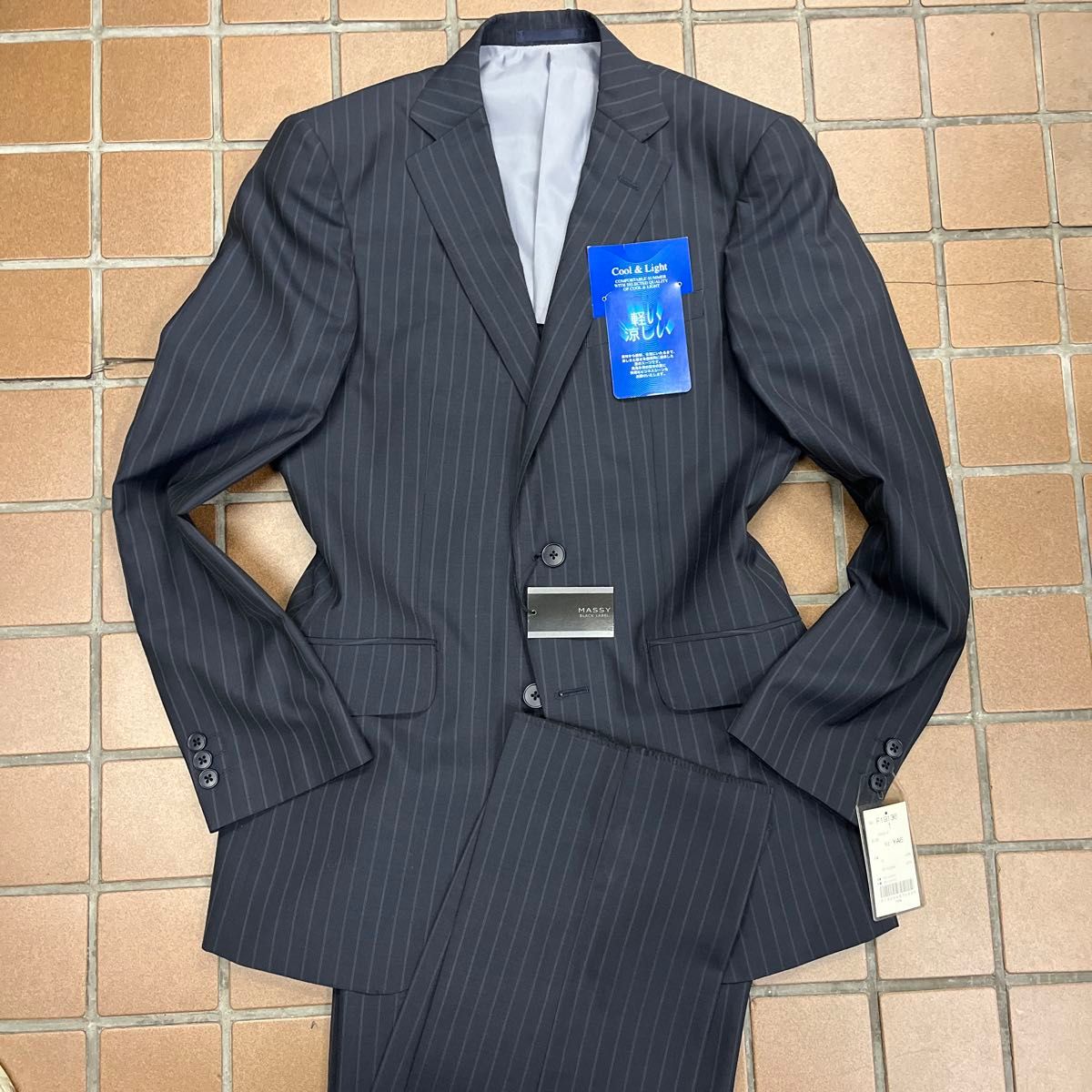 新品【YA6 L 細身スーツ】2Bシングルスーツ ネイビー系 新品【YA6 L 細身スーツ】2Bシングルスーツ ネイビー系