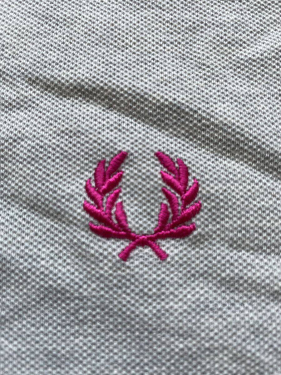 美品　FRED PERRY　フレッドペリー　半袖　ポロシャツ　刺繍ロゴ　グレー　メンズ　XLサイズ　ヒットユニオン　日本製　正規　大きなサイズ_画像5