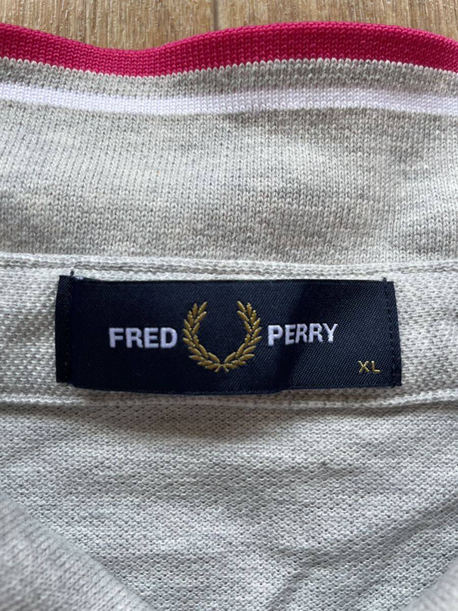 美品　FRED PERRY　フレッドペリー　半袖　ポロシャツ　刺繍ロゴ　グレー　メンズ　XLサイズ　ヒットユニオン　日本製　正規　大きなサイズ_画像6