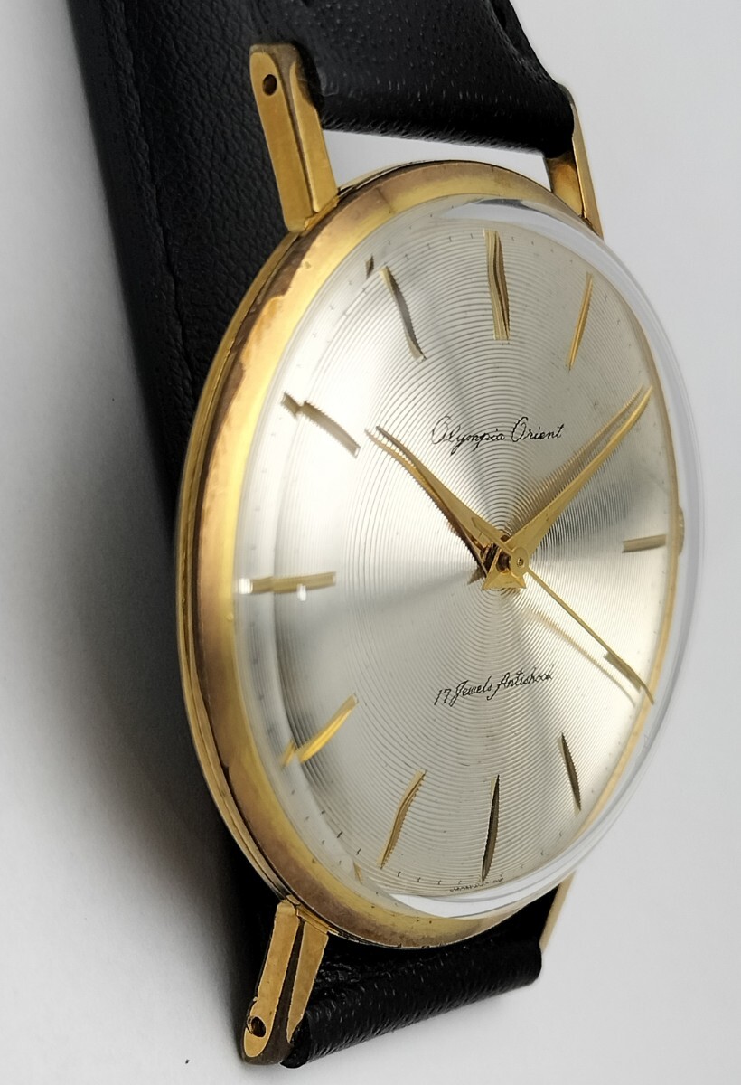 オリエント オリンピア 手巻き式腕時計 1961年製造開始 円周線上加工文字盤の画像4