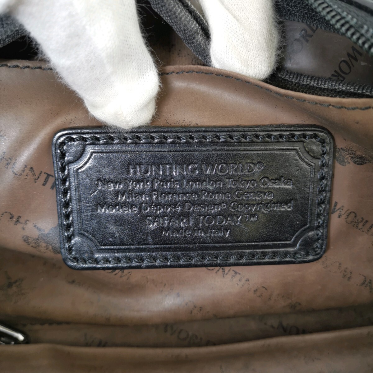 1 ×【商品ランク:B】ハンティング ワールド HUNTING WORLD ロゴデザイン 一部 レザー クラッチ / セカンド バッグ 手持ち 男女兼用鞄の画像8