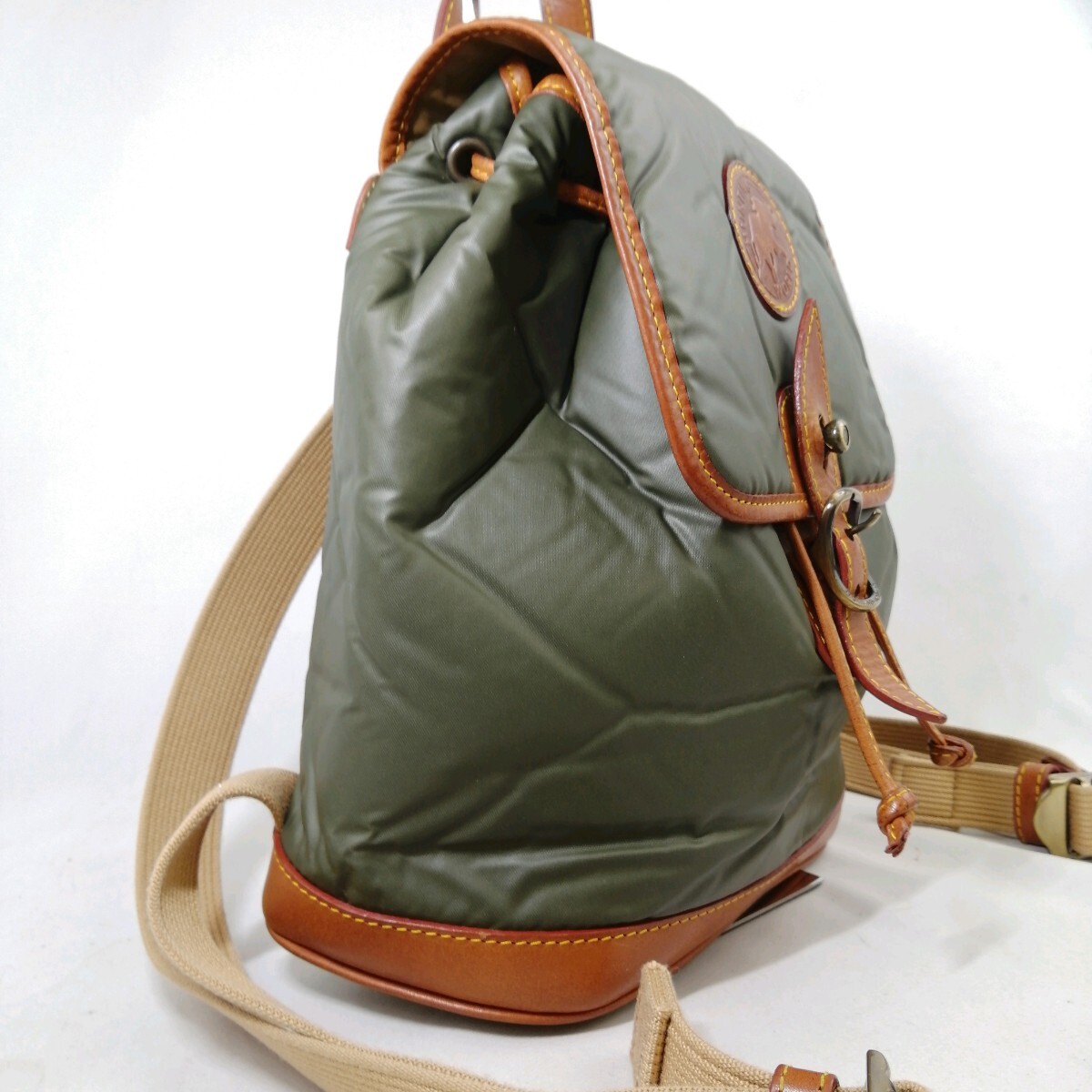 D Φ[ товар разряд :B] Hunting World HUNTING WORLD дизайн логотипа часть кожа рюкзак Day Pack рюкзак женщина сумка 