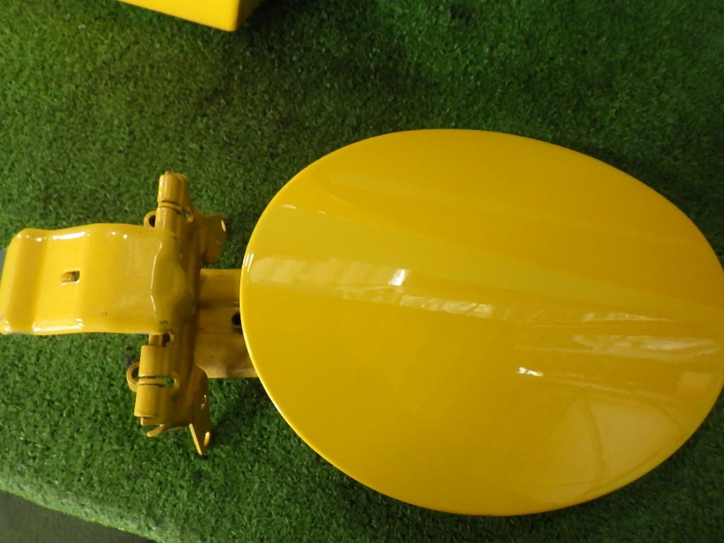 コルベットC5[CY25E]リア左フェンダー 423G黄色 クォーター_画像5