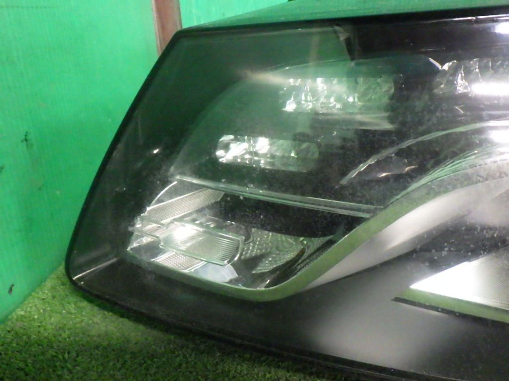  Audi Q5[8RCDNF previous term ] head light (HID left light ) headlamp ballast attaching xenon 8R0941029AG