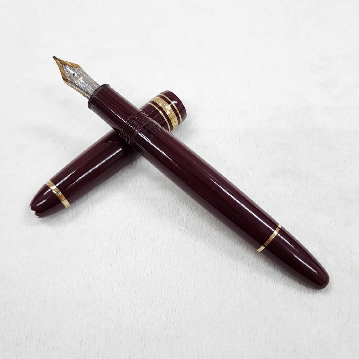 1円スタート MONTBLANC モンブラン マイスターシュテュック No.146 ボルドー ペン先14K 万年筆 筆記具 筆記用具_画像1