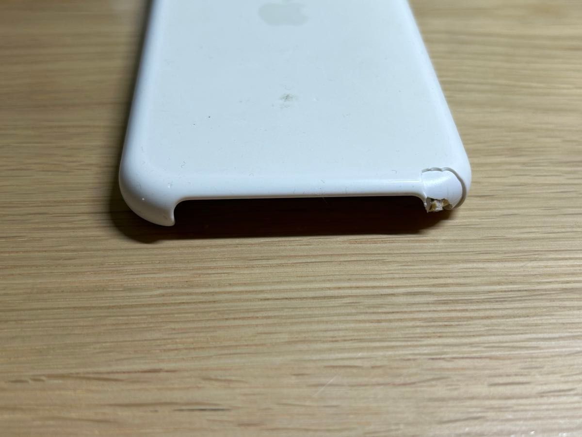 Apple 純正　シリコンケース　iPhone 11 ホワイト