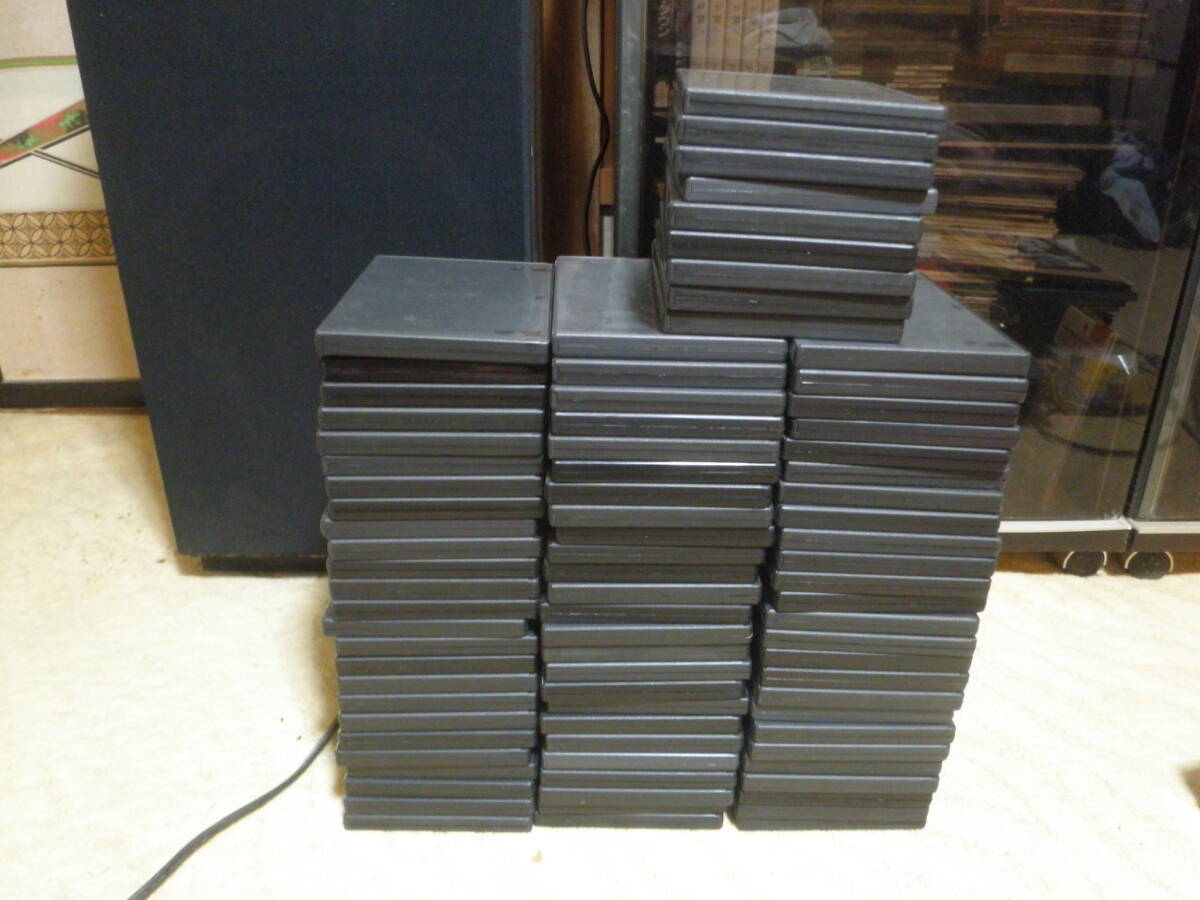 DVDトールケース 119枚（黒84枚 透明24枚 赤2枚 白9枚）オマケ付き の画像1