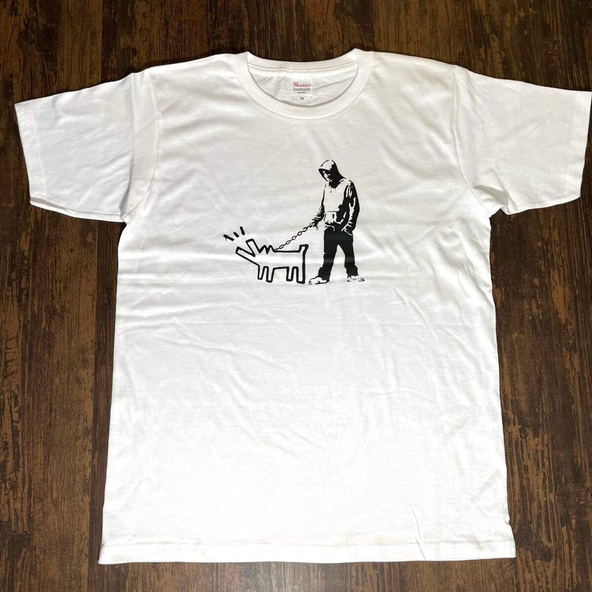 バンクシー・キースヘリング・犬散歩・Tシャツ・白・M_画像1
