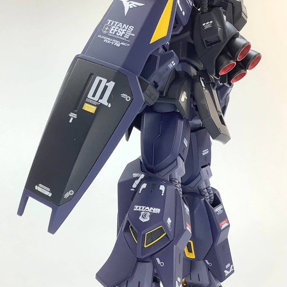 HGUC RX-178 ガンダムMk-Ⅱ【ティターンズ 仕様】　塗装済完成品